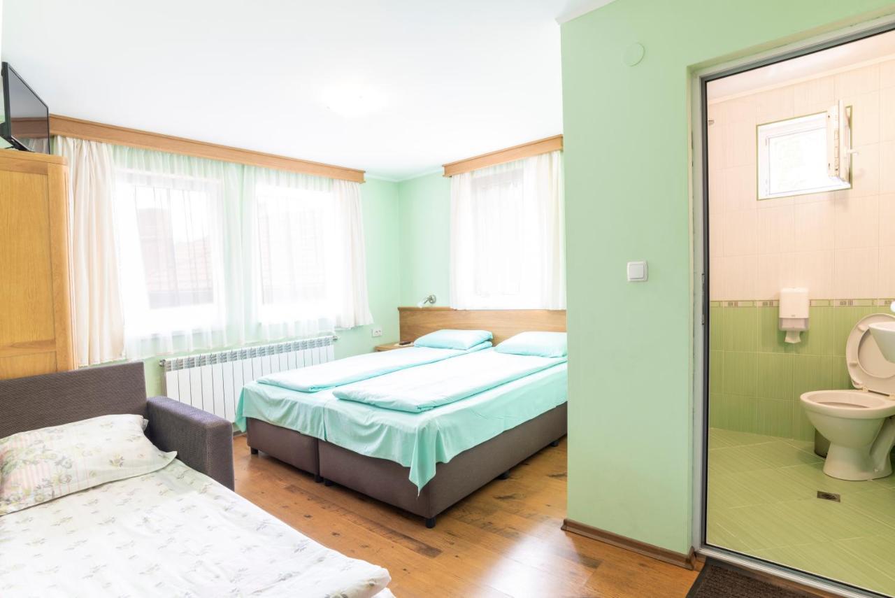 Guest House Roden Dom Kopriwsztica Zewnętrze zdjęcie