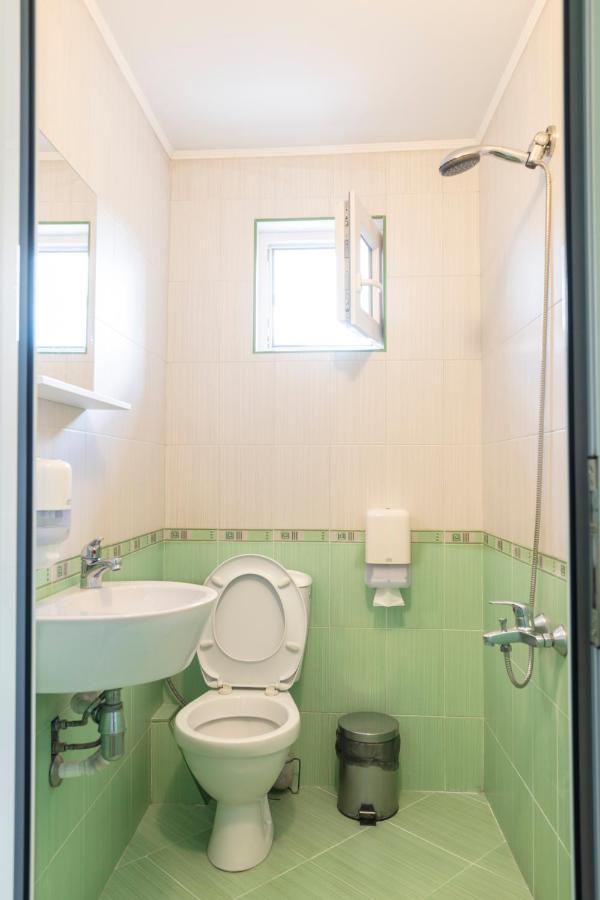 Guest House Roden Dom Kopriwsztica Zewnętrze zdjęcie