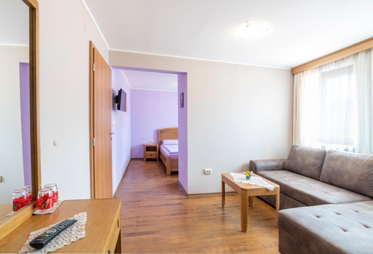 Guest House Roden Dom Kopriwsztica Zewnętrze zdjęcie