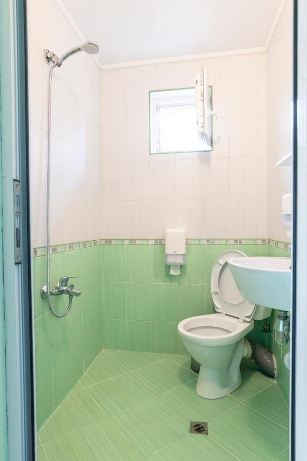 Guest House Roden Dom Kopriwsztica Zewnętrze zdjęcie